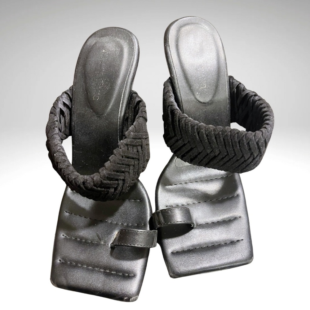 AKIRA Black Braided Strap Sandals